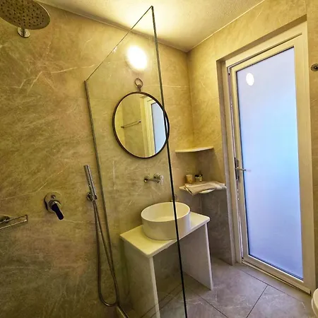 Twins By Mina דירה אורנוס